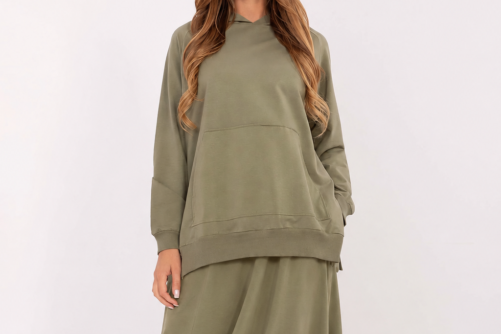 Oversized hooded sweatshirt with side slits