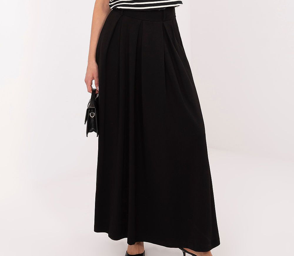  Long skirt model 226149 Relevance 
