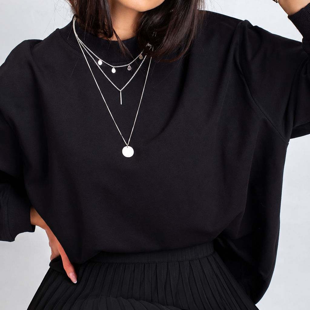 Long-sleeved sweatshirt with a stand collar