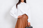 Long-sleeved sweatshirt with a stand collar