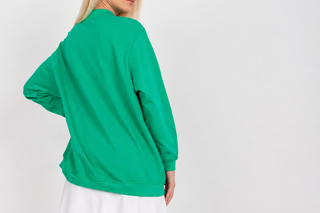 Long-sleeved sweatshirt with a stand collar